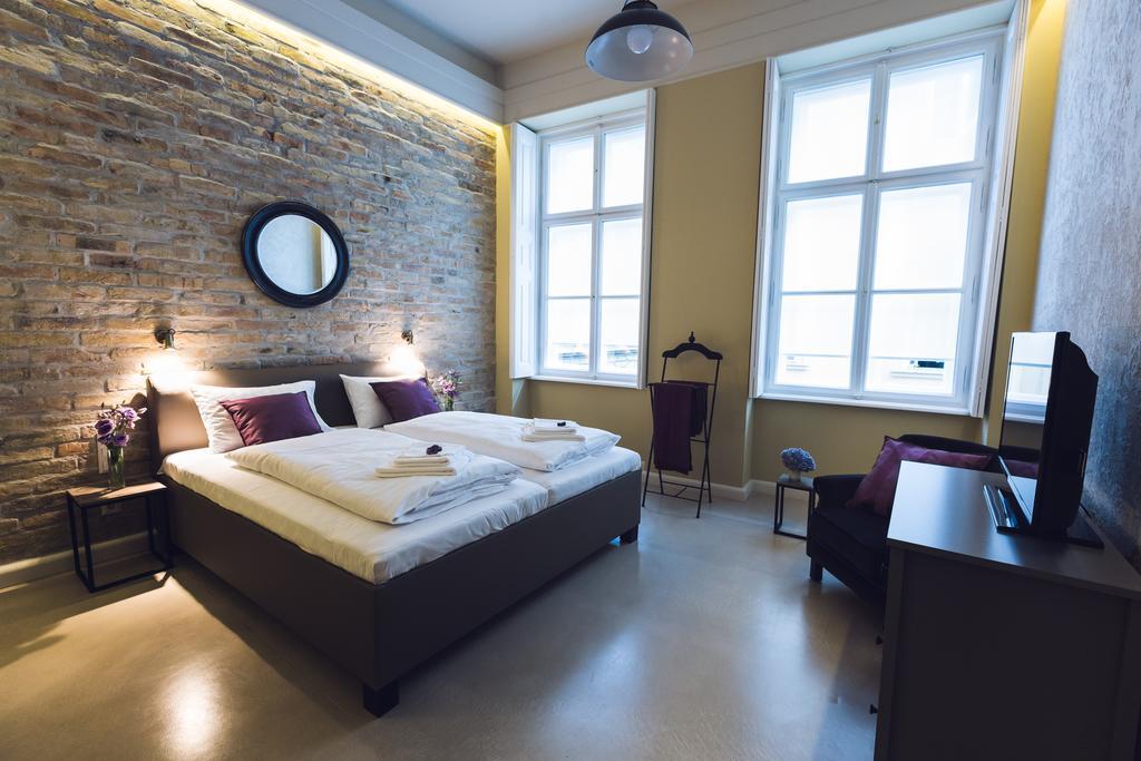 Heritage Home Apartments Budapest Room photo