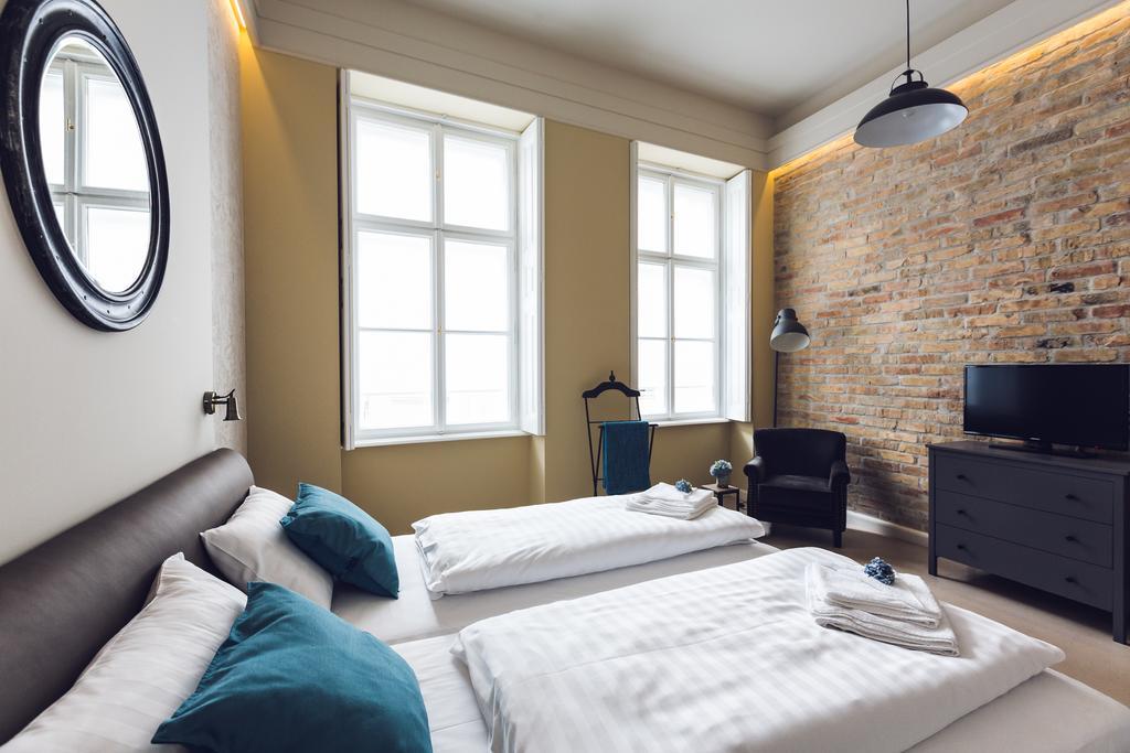 Heritage Home Apartments Budapest Room photo